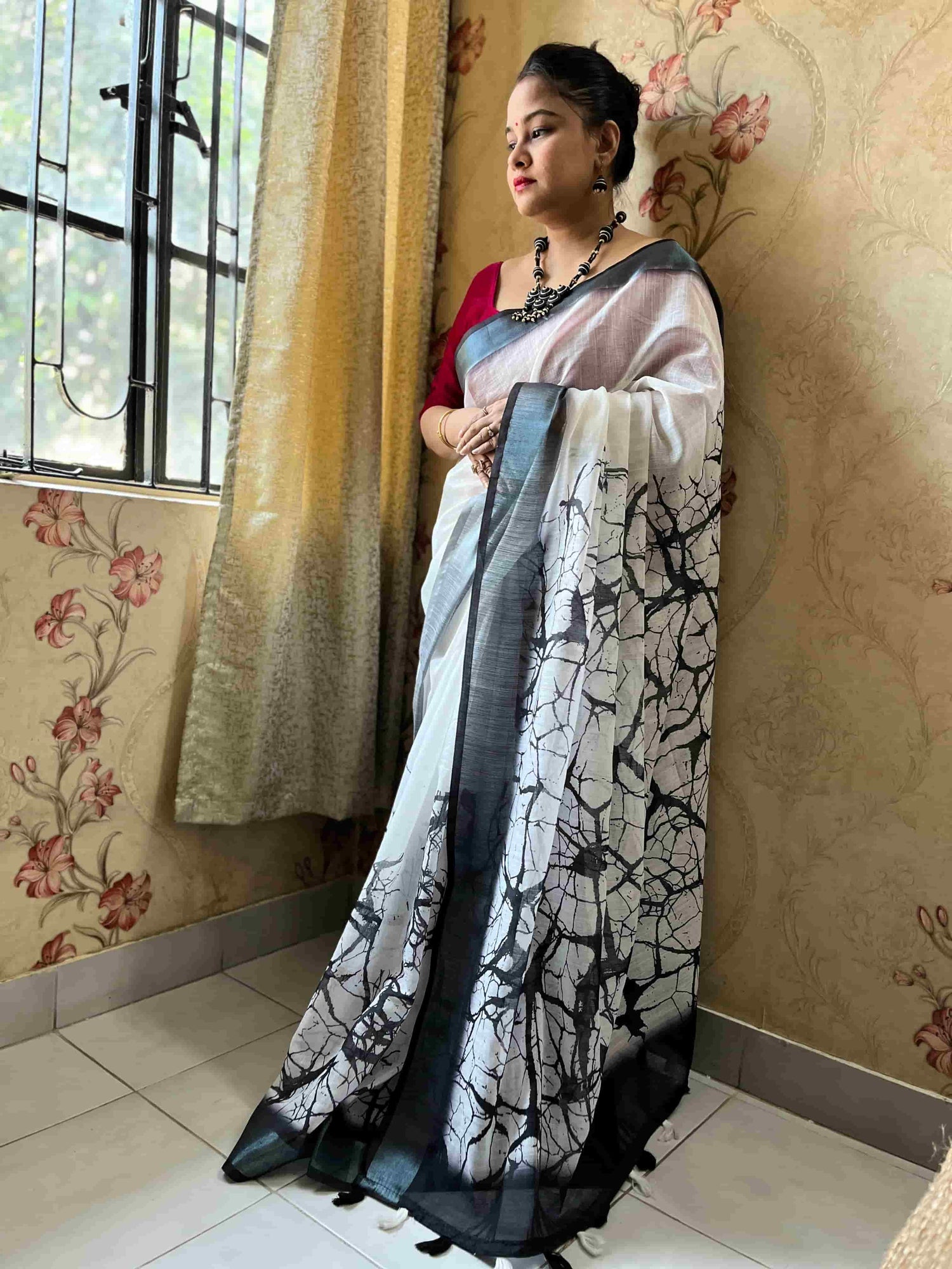 Trendy linen saree online shopping experience