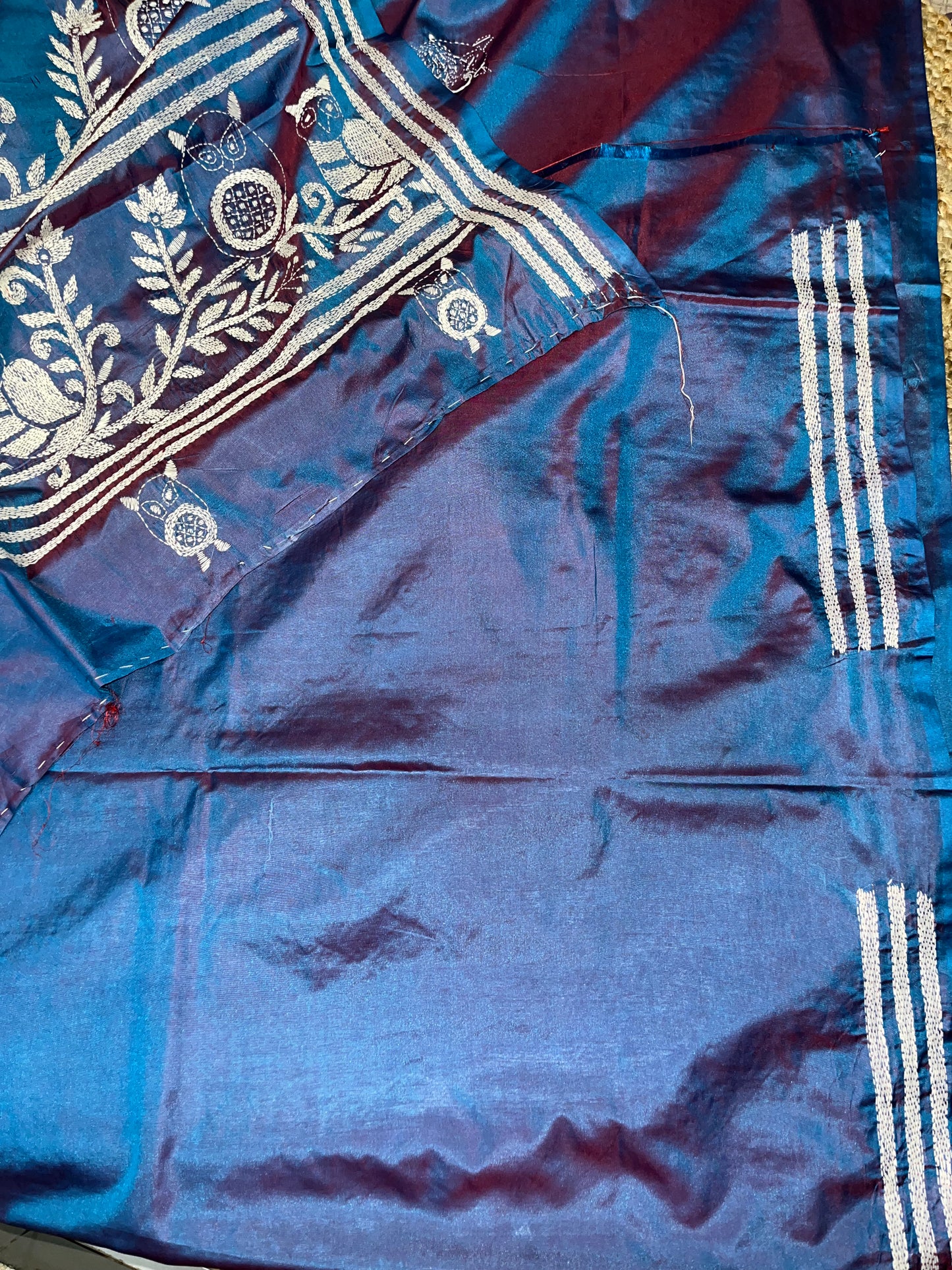 Kantha Stitch Owl Motif Dual tone Saree (Blue) on Blended Bangalore Silk